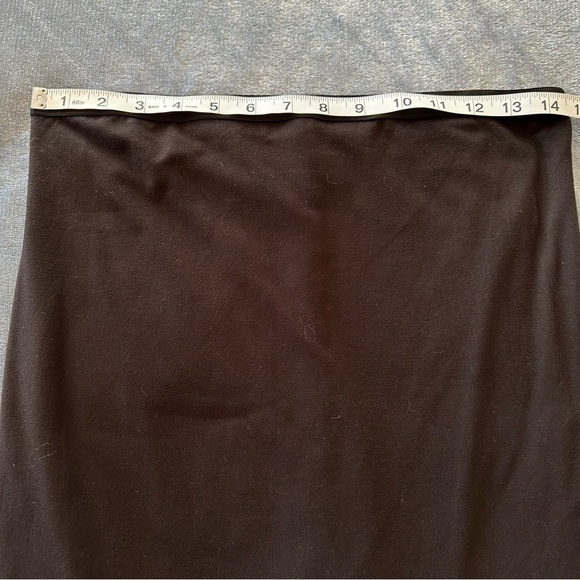 Bumpsuit Maternity Black Biker Shorts - Picture 5 of 9